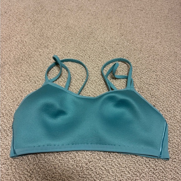NWOT Lululemon Like a cloud Bra - Picture 3 of 4